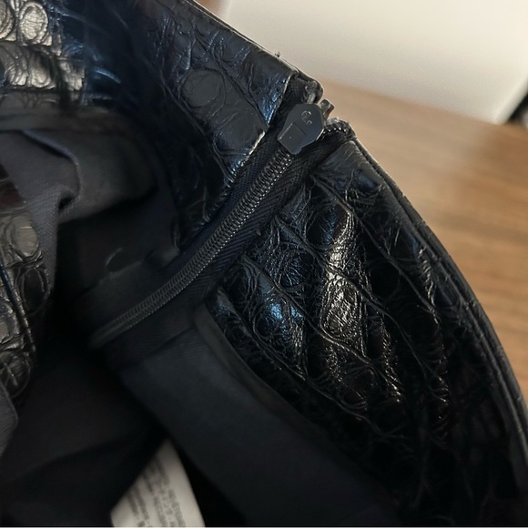 ❤️Zara Black Crocodile Pattern patent leather pants M - Picture 6 of 10